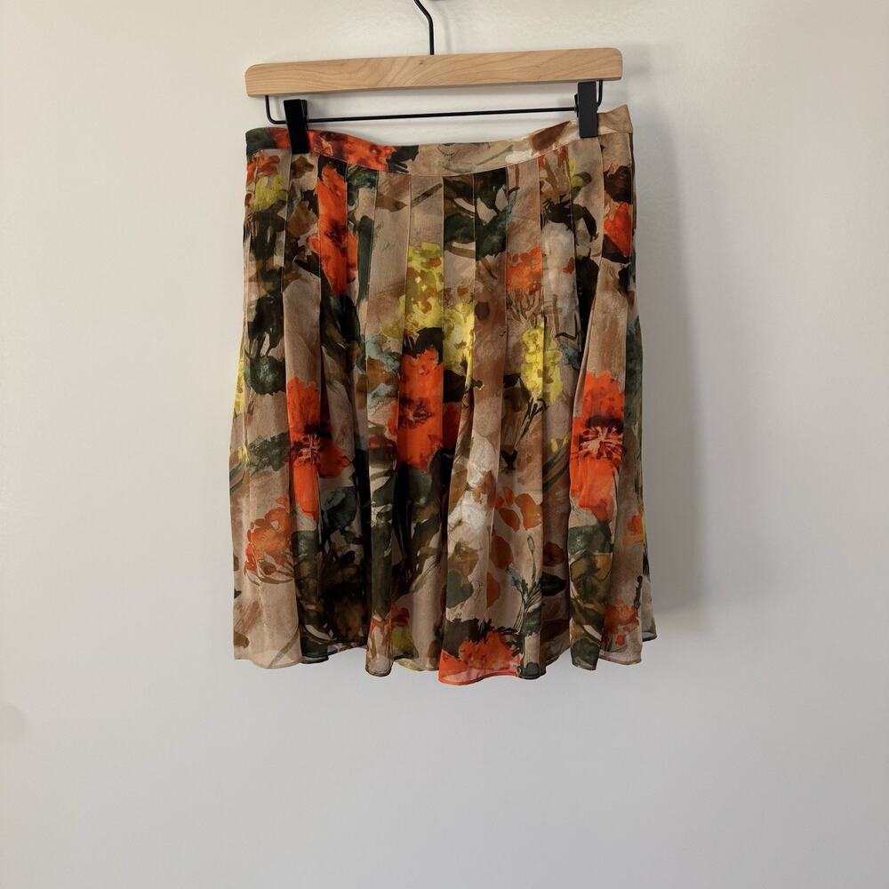 Burberry Ladies Size US 4 Silk Pleated Skirt Brown Orange Floral Printed - Picture 6 of 11